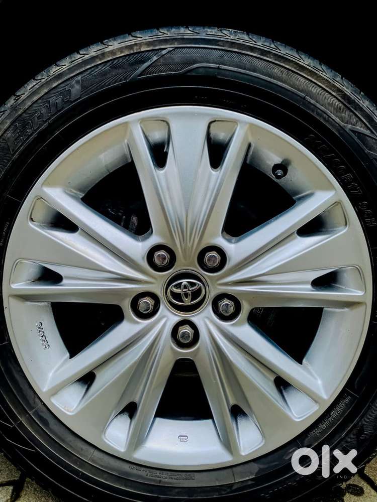 Toyota Innova Crysta 2018 Diesel 113000 Km Driven