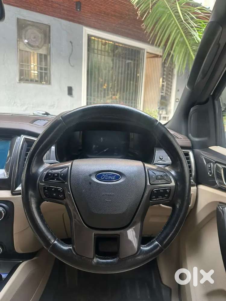 Ford Endeavour 2.2 Titanium 4x2 At | 2018 | Single Owner |