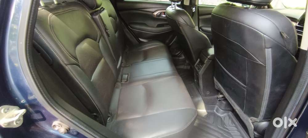 Maruti Suzuki Grand Vitara Smart Hybrid Alpha, 2022, Petrol