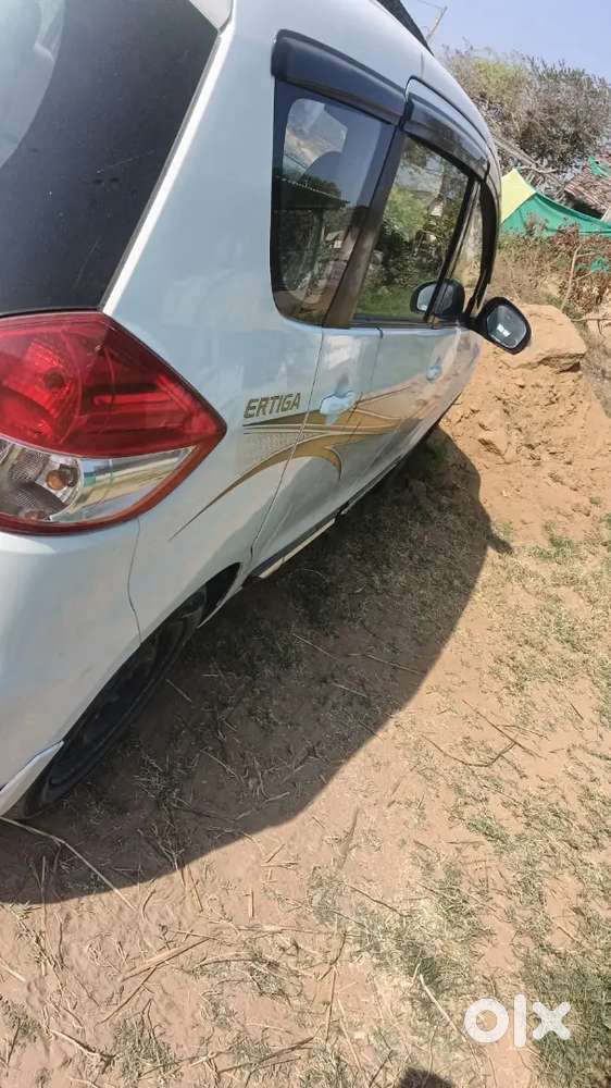 Maruti Suzuki Ertiga 2016 Diesel 140000 Km Driven