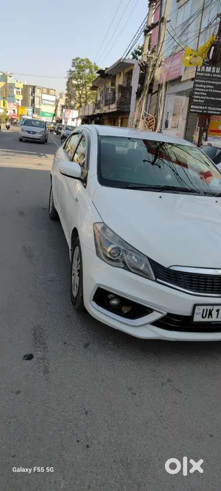 Car Bahut Achhi H New Lani H Esliye Sale Kr Rha Hu