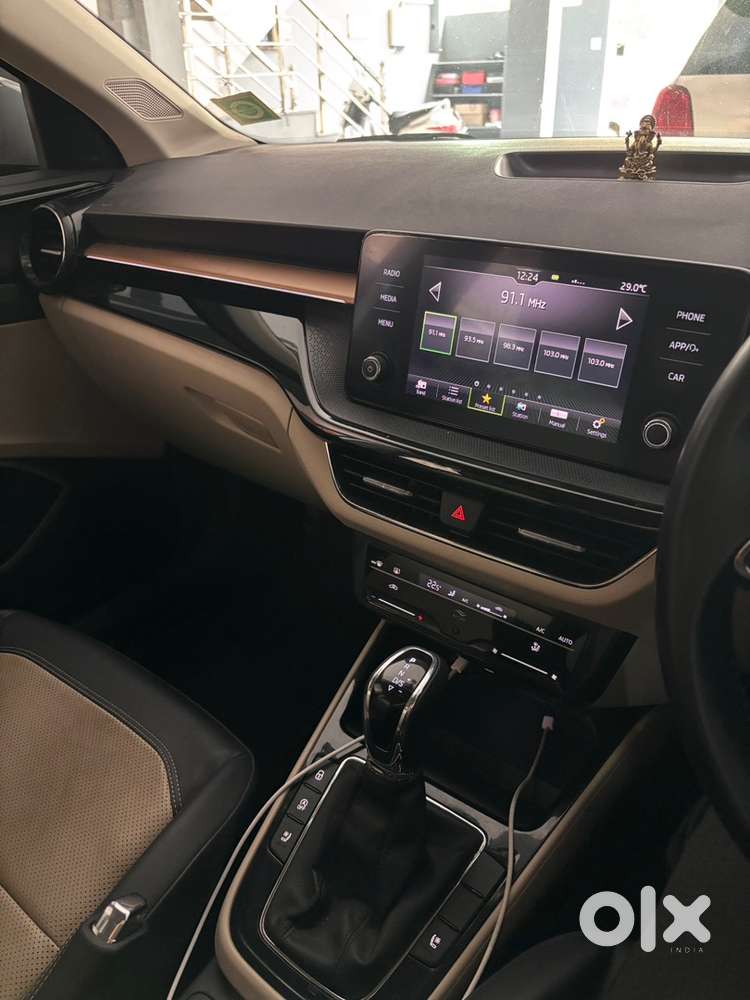 Skoda Slavia 1.5 Tsi 2024