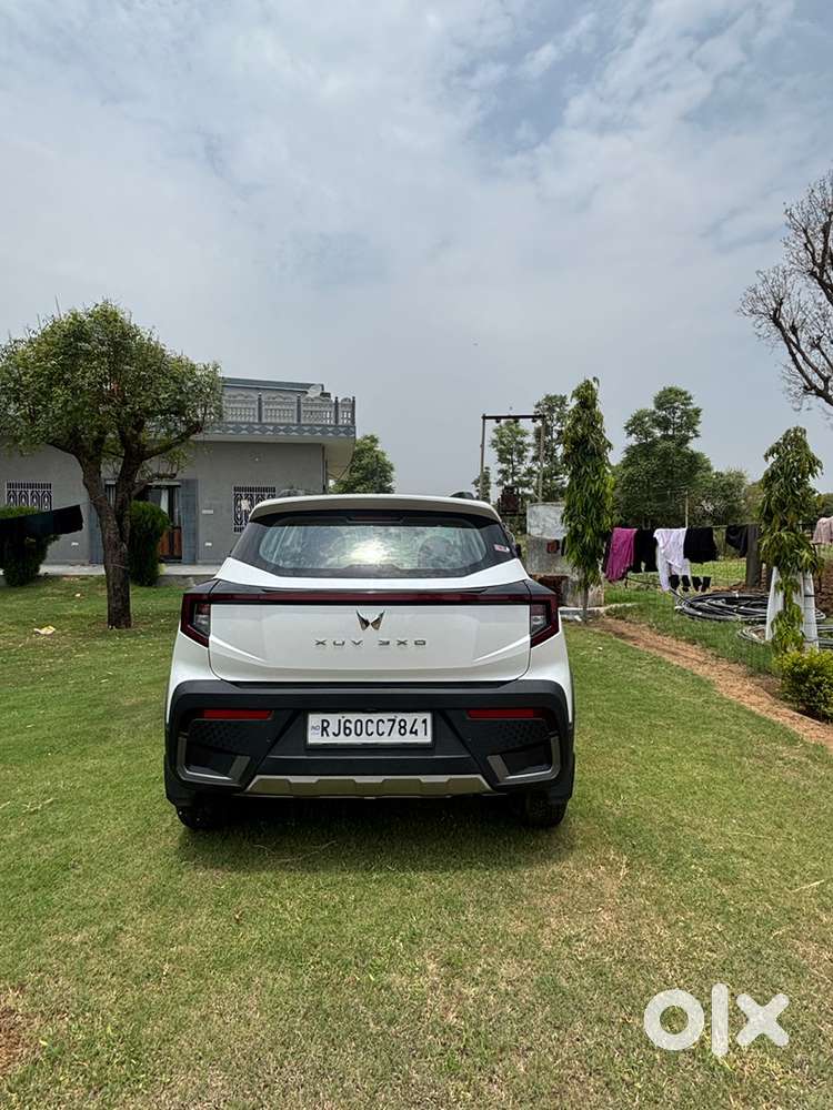 Mahindra Xuv 3xo 2024