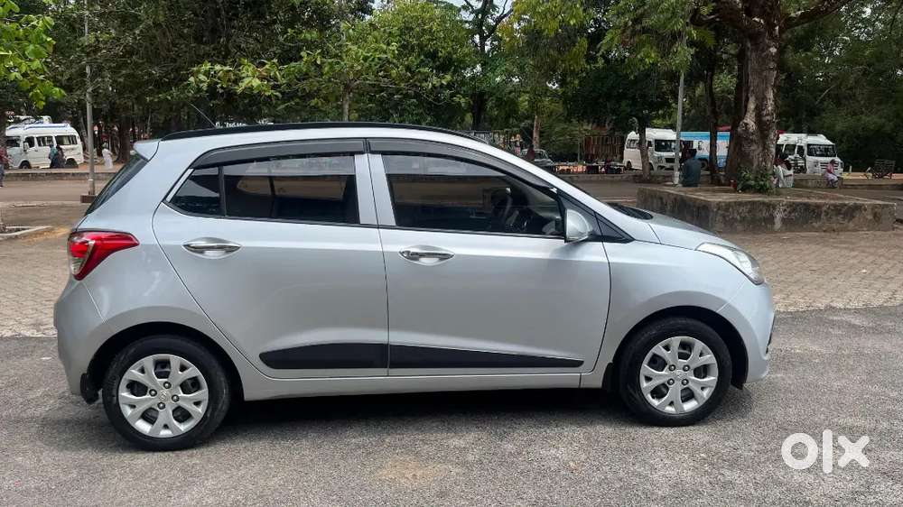 Hyundai Grand I10 2014/15diesel 120000 Km Driven
