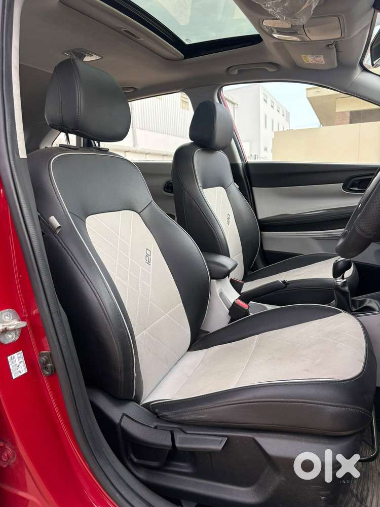 Hyundai I20 Asta (o) 1.2 Mt, 2023, Petrol