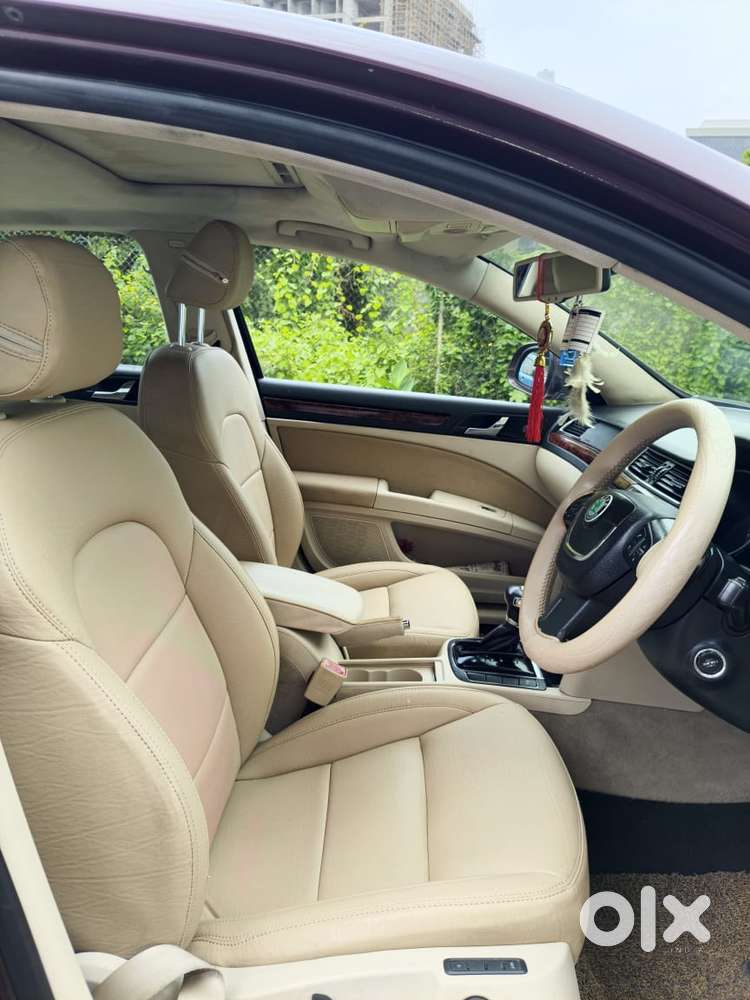 Skoda Superb 2013-2015 Elegance 2.0 Tdi Cr At, 2013, Diesel