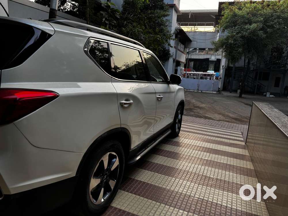 Mahindra Alturas G4 4wd At, 2019, Diesel