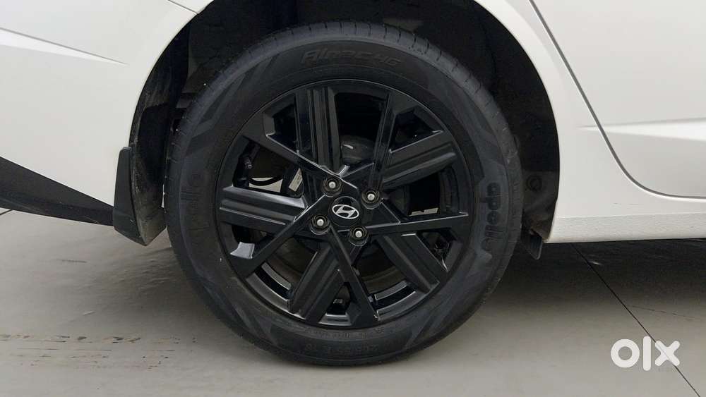 Hyundai Verna 1.5 Sx (o) Turbo Petrol Mt Dual Tone, 2024, Petrol