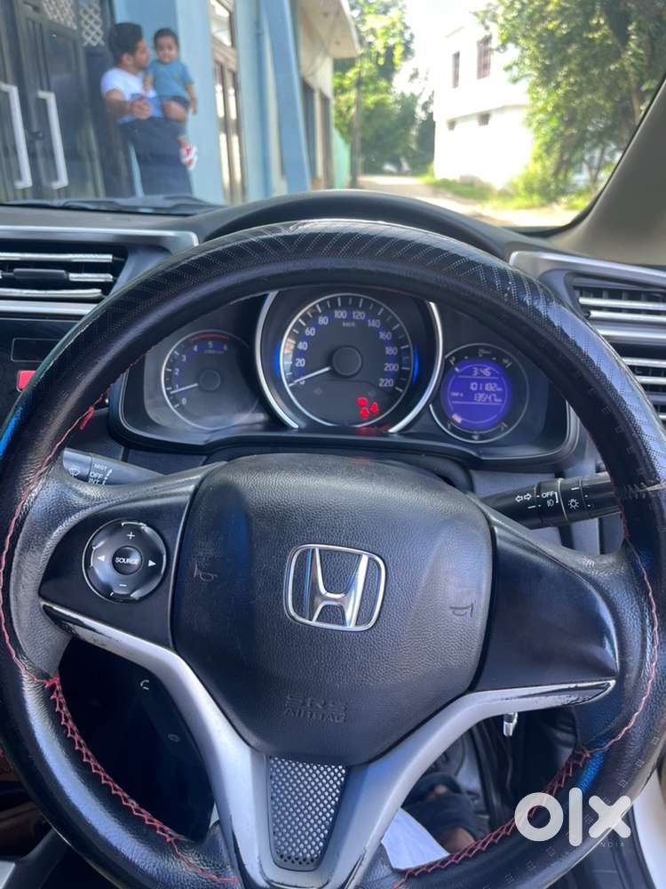 Honda Jazz 2016 Diesel Well Maintained