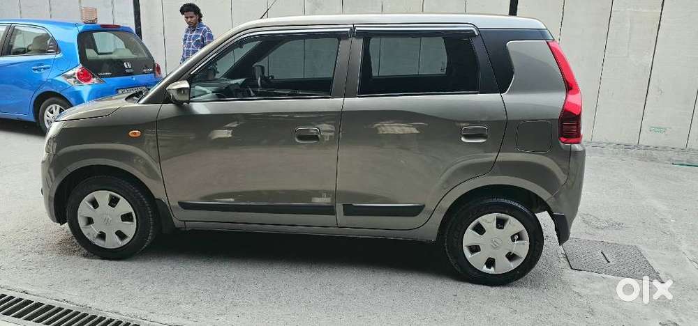 Maruti Suzuki Wagon R 1.0 Vxi Plus (o) Amt, 2022, Petrol