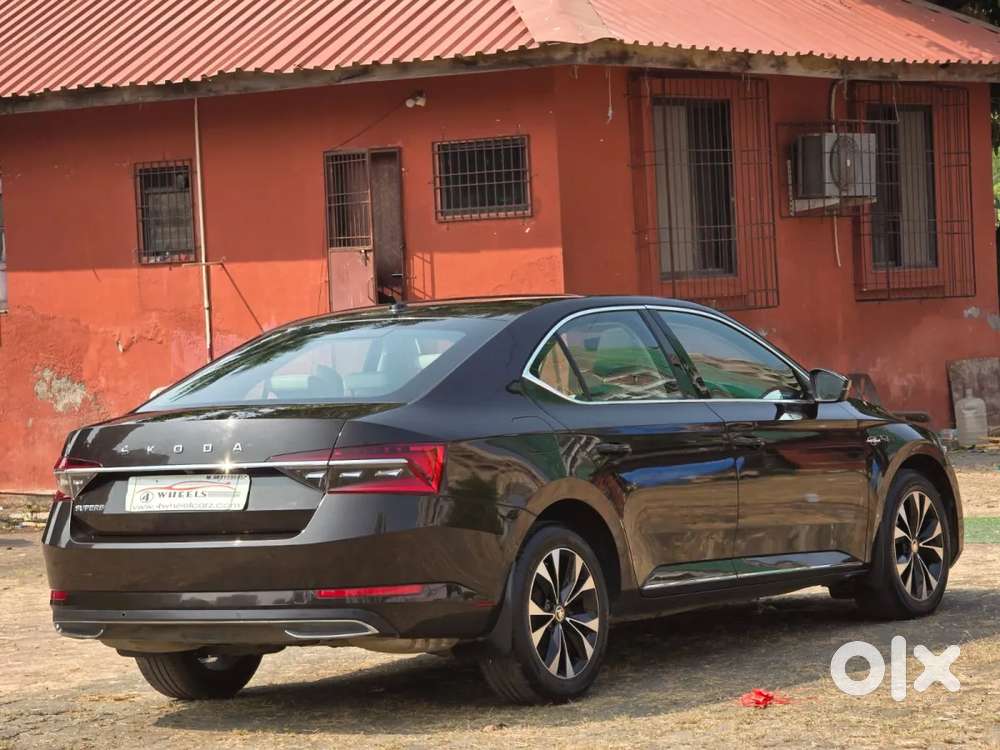 Skoda Superb 2.0 L&k Tsi At, 2021, Petrol
