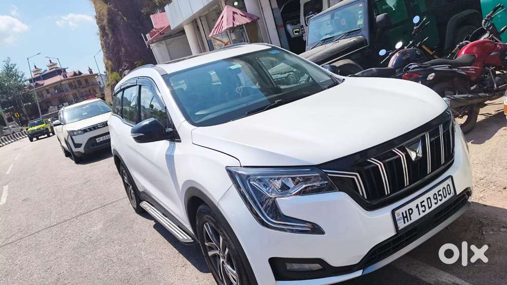 Mahindra Xuv700 2.0 Ax 5 Petrol Mt 7 Str, 2022, Petrol