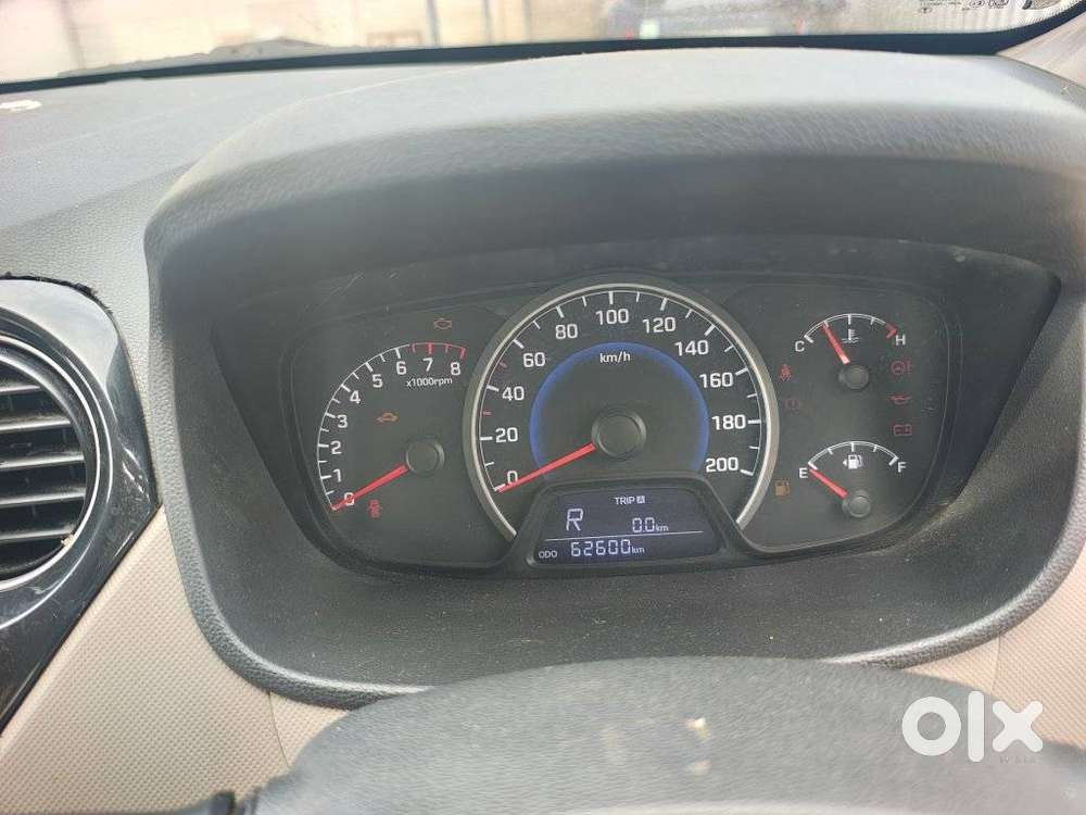 Hyundai Grand I10 At Sportz, 2014, Petrol