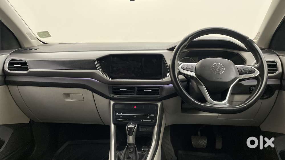 Volkswagen Taigun 1.0 Tsi Highline At, 2022, Petrol