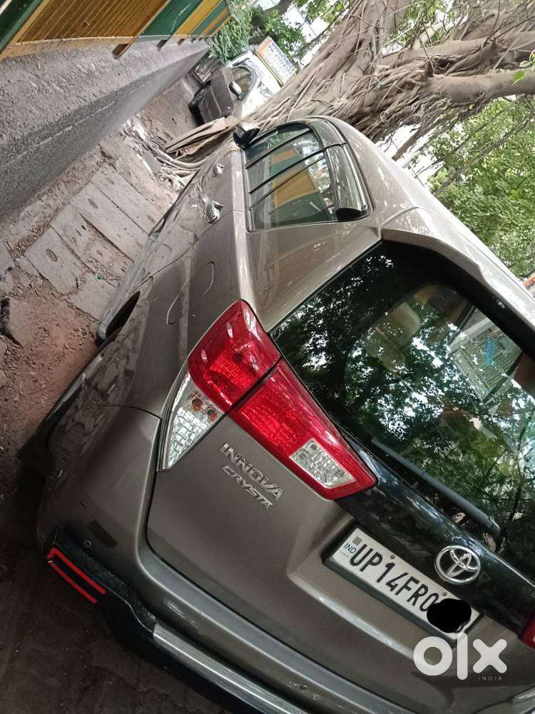 Toyota Innova Crysta 2.4 Gx Mt, 2023, Diesel