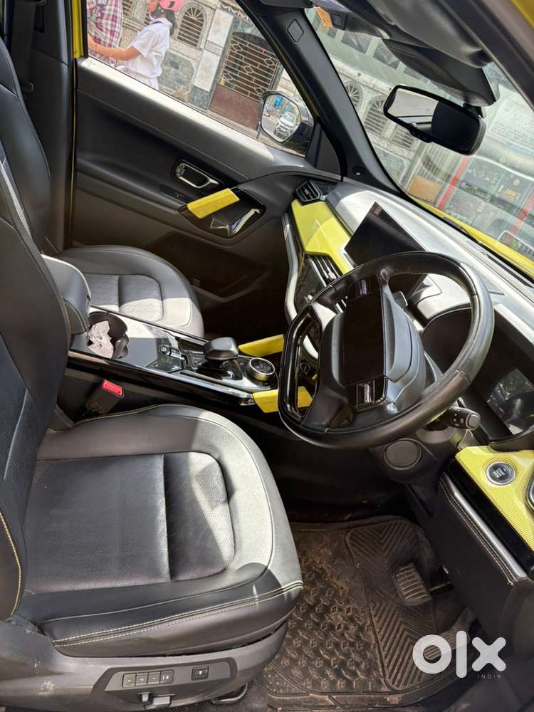 Tata Harrier Fearless Plus Dual Tone (at)