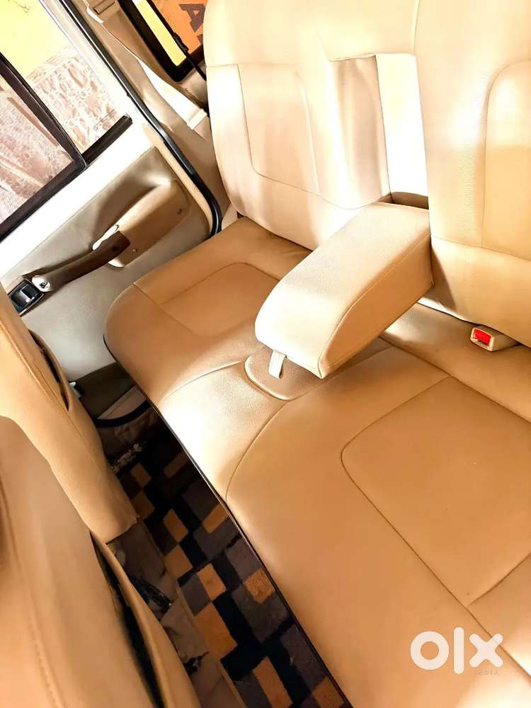 Mahindra Bolero 2.5 2015 Special Edition Top