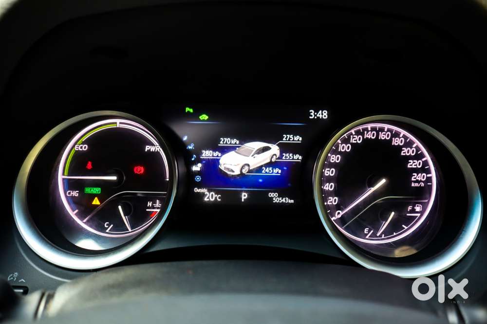 Toyota Camry Hybrid, 2019, Petrol
