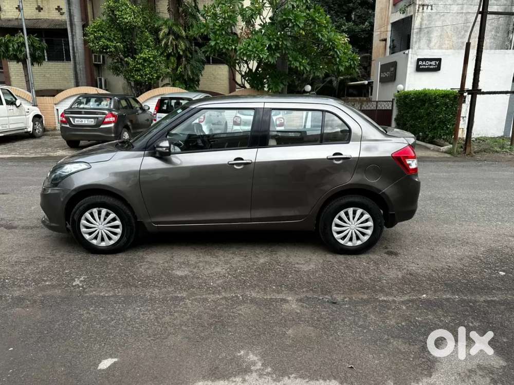 Maruti Suzuki Swift Dzire 1.3 Vxi, 2016, Petrol