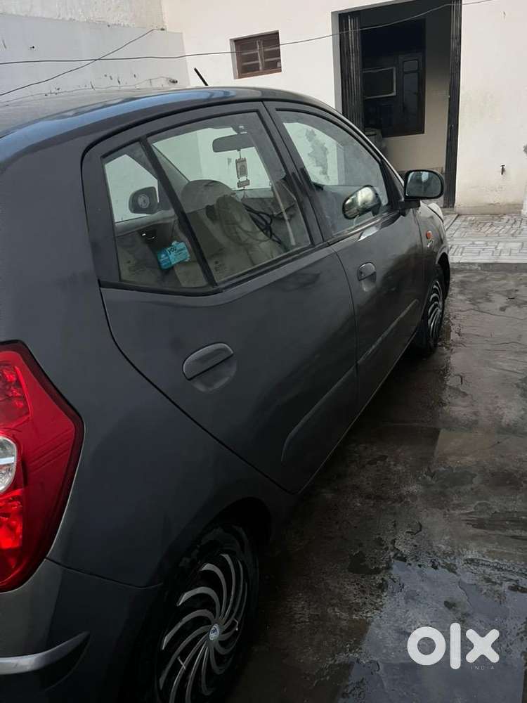 Hyundai Car 2011 Petrol