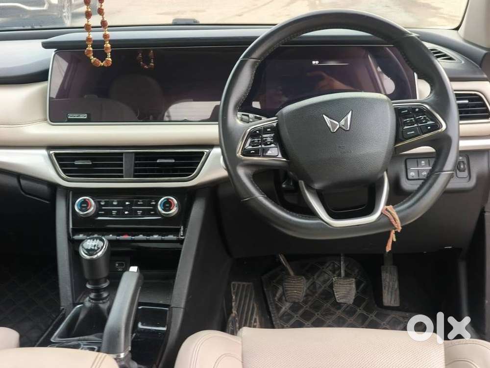 Mahindra Xuv700 2.2 Ax 7 Diesel Mt Str, 2024, Diesel