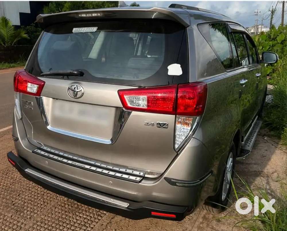 Toyota Innova Crysta 2017 Diesel Manual