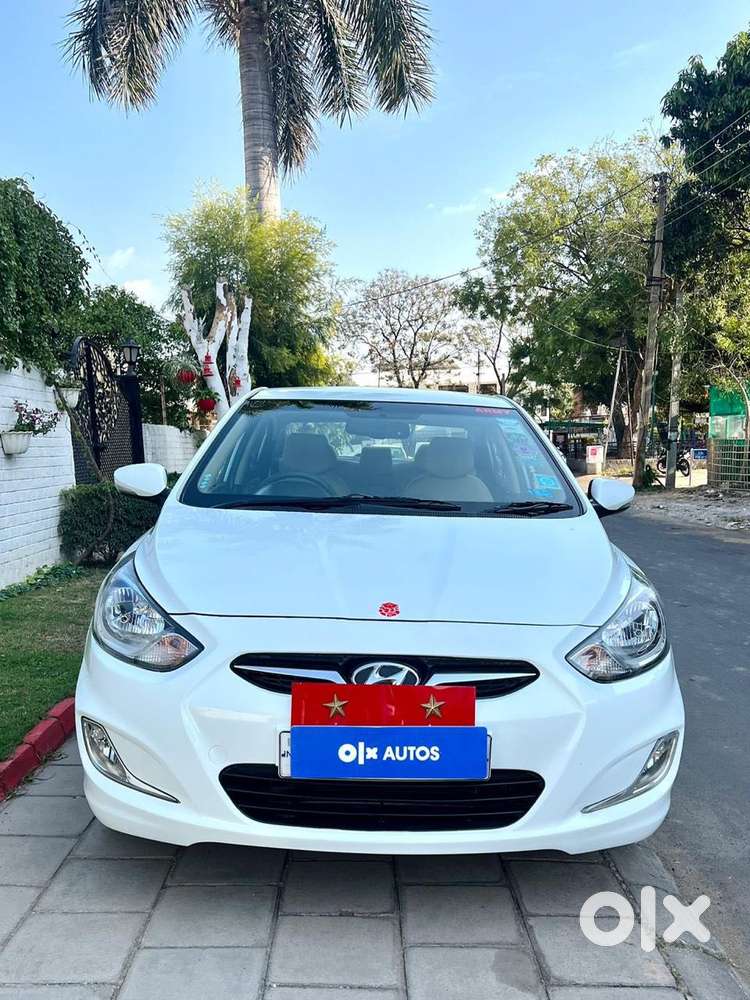 Hyundai Fluidic Verna 1.6 Vtvt Sx, 2013, Petrol