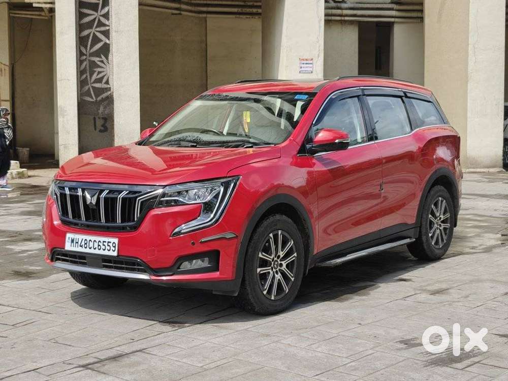 Mahindra Xuv700 2.0 Ax 7 Petrol Mt Str, 2022, Petrol