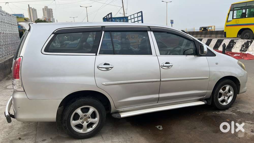 Toyota Innova Diesel 2005 /