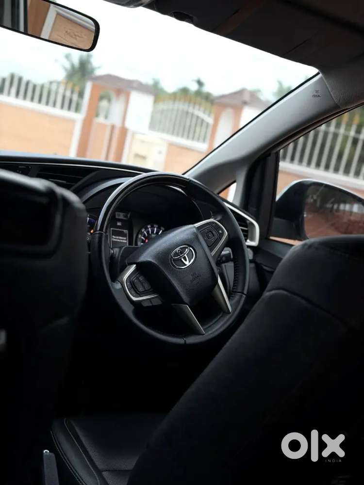 Innova Crysta 2022 Model Z Single Owner