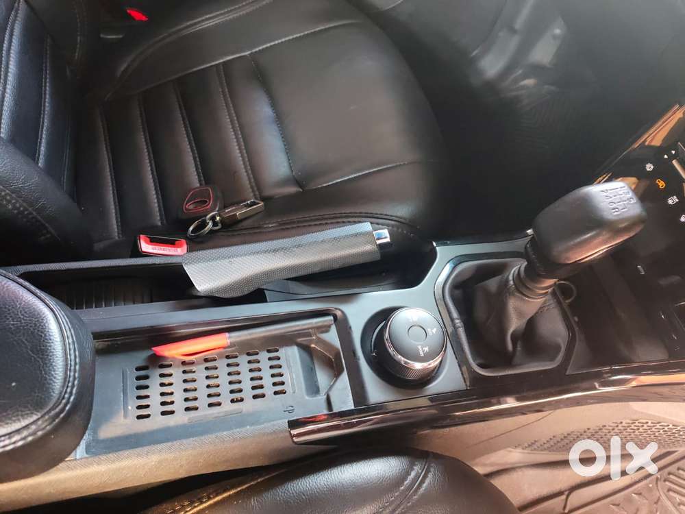 Tata Nexon 1.2 Revotron Xz Plus Premium Dual Tone, 2024, Petrol