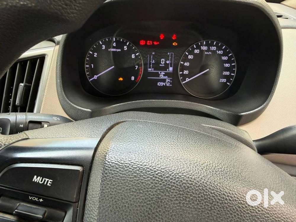 Hyundai Creta Sx Plus 1.6 Dual Tone Vtvt, 2015, Petrol