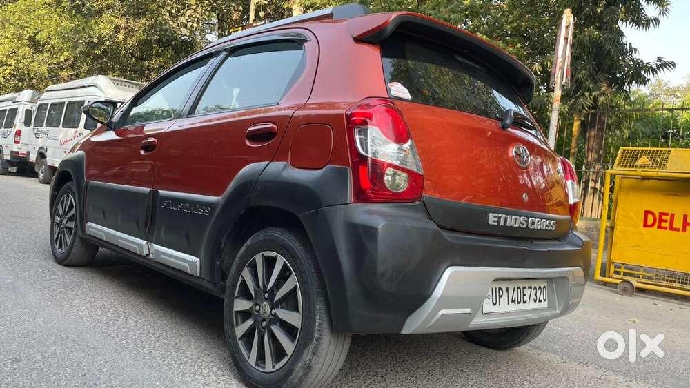 Toyota Etios Cross 1.2l G, 2017, Petrol