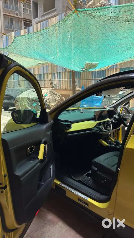 Harrier Adventure Plus Signature Edition