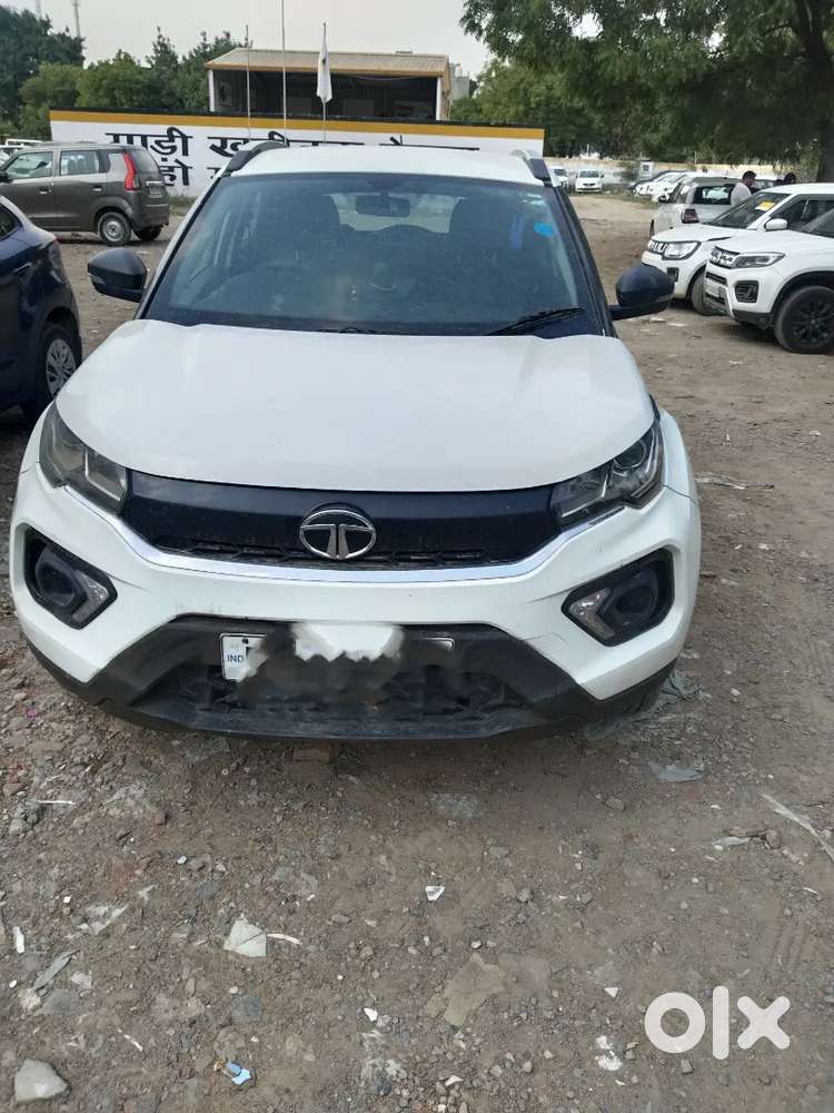 Tata Nexon 2022 Petrol Model Xe