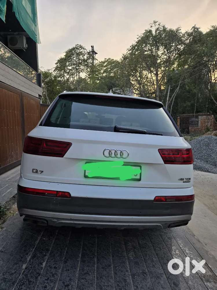 Audi Q7 At Best Price