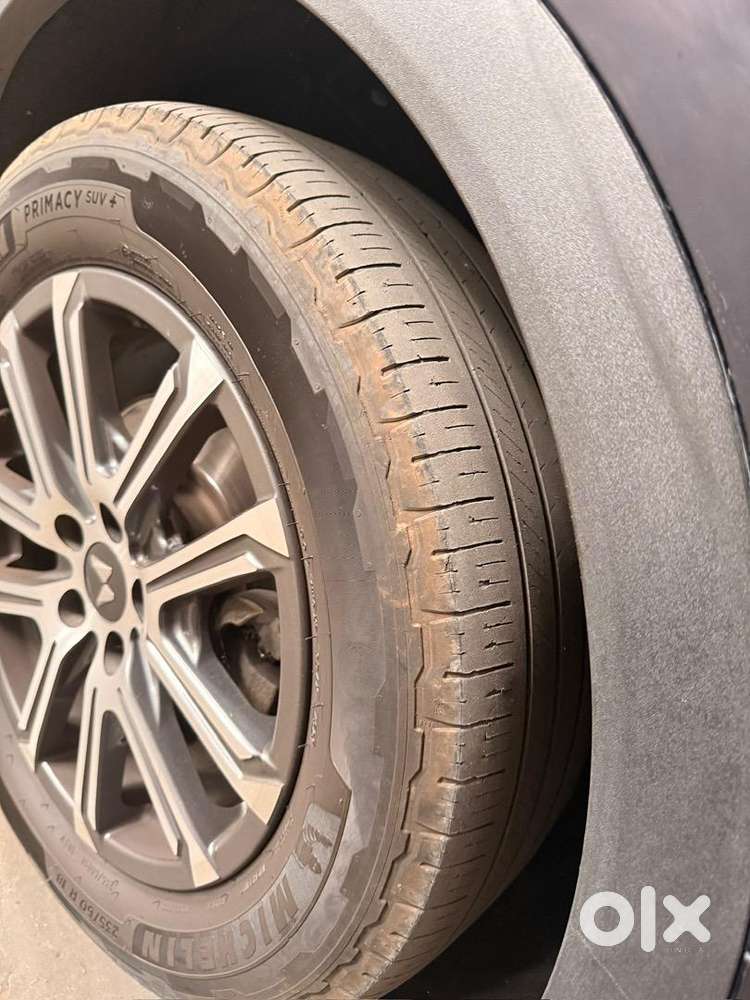 Mahindra Xuv700 2023 Diesel 19583 Km Driven