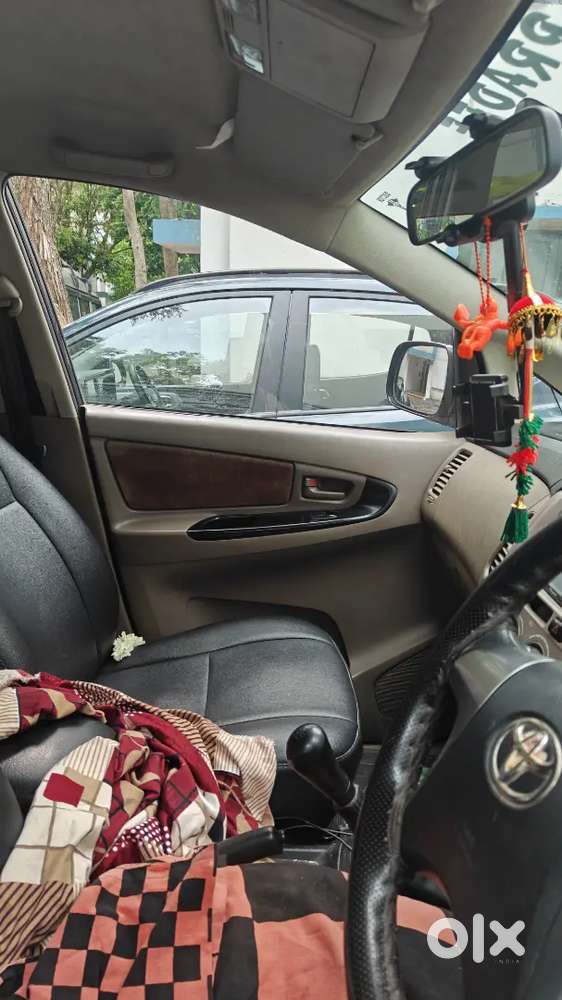 Toyota Innova 2015 Diesel 123000 Km Driven For Sale