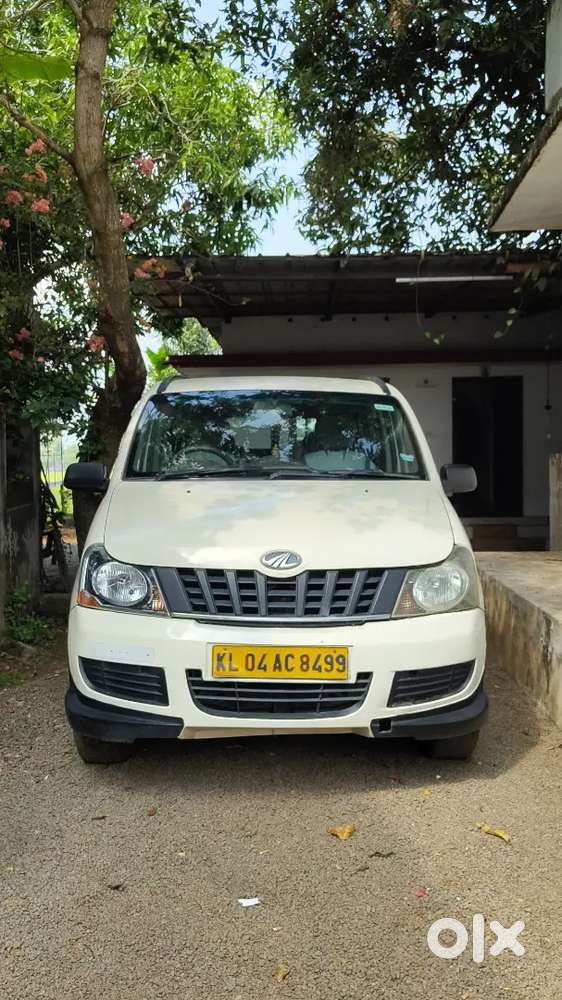 Mahindra Xylo 2012