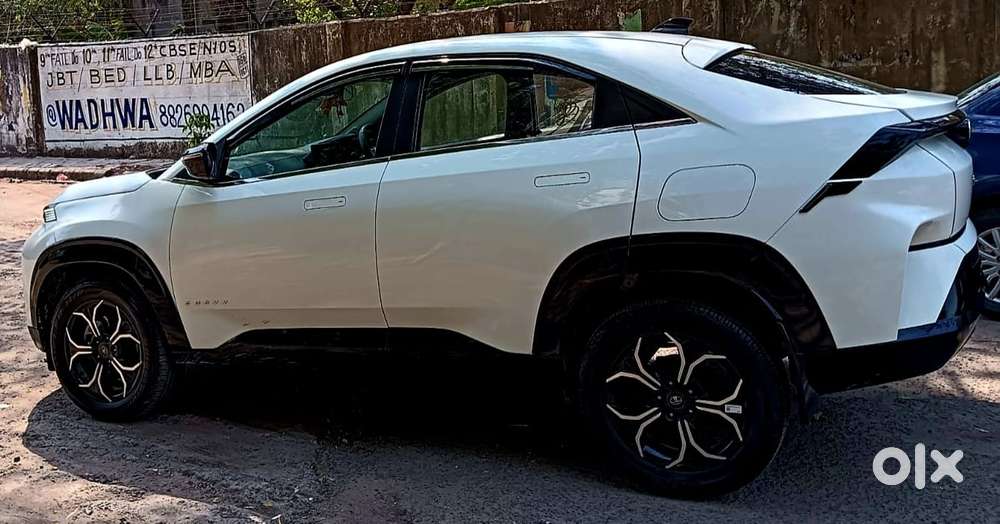 Tata Curvv Accomplished S 1.2 Revotron Petrol 7dca, 2025, Petrol