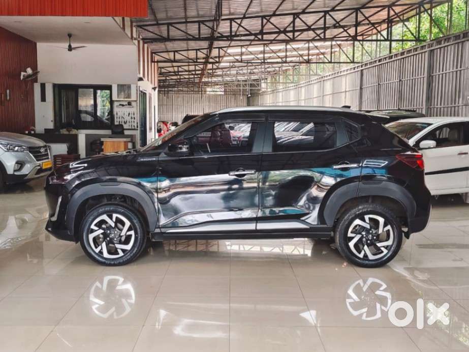Nissan Magnite 1.0 Xv, 2023, Petrol
