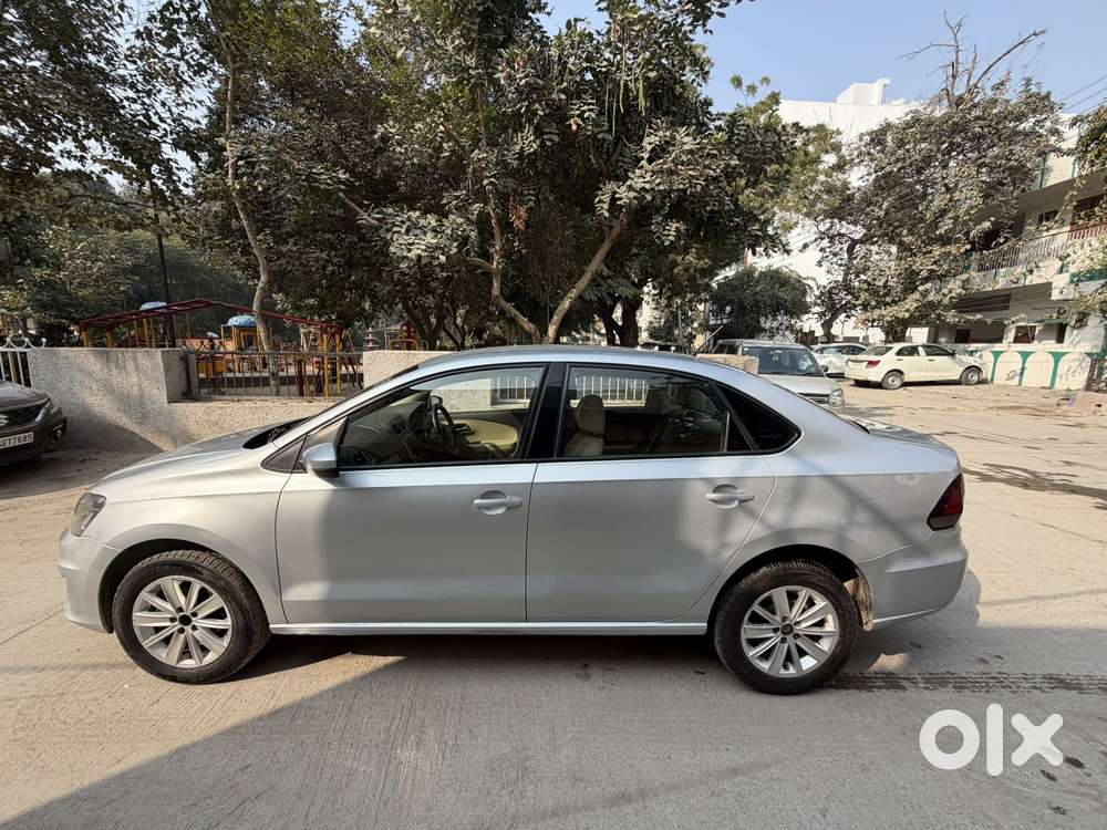 Volkswagen Vento 1.2 Tsi Highline Plus At, 2017, Petrol