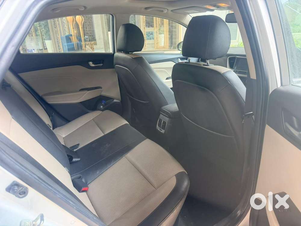Hyundai Automatic Petrol 2018  Top Model - Single Owner Well Kept