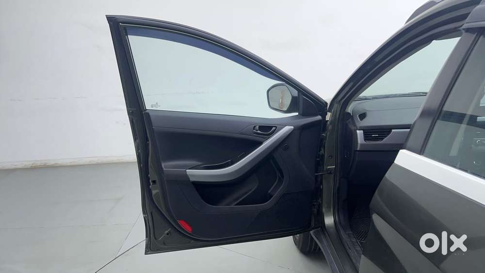 Tata Nexon 1.5 Revotorq Xm (s), 2021, Diesel