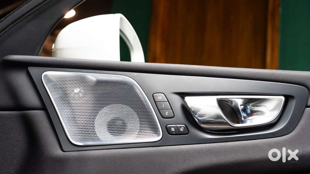Volvo Xc60 2.4 D5 Awd At, 2025, Petrol