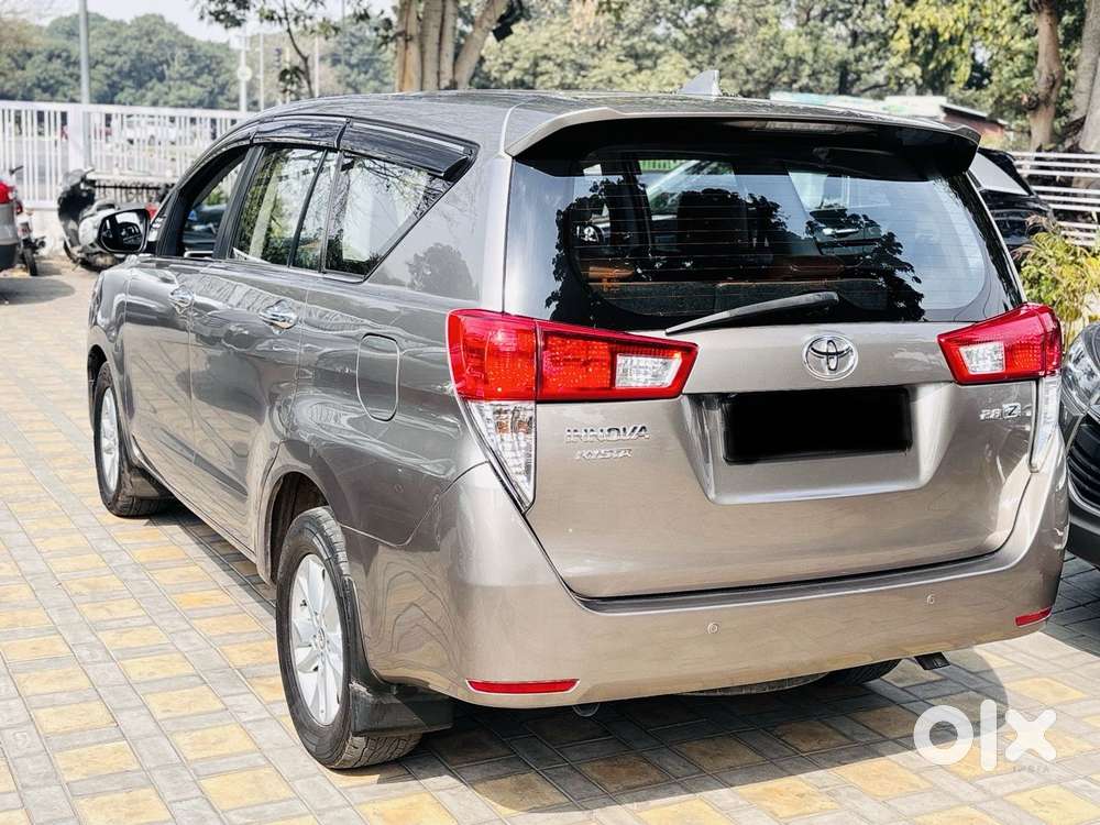 Toyota Innova Crysta 2.8 Zx At, 2017, Diesel