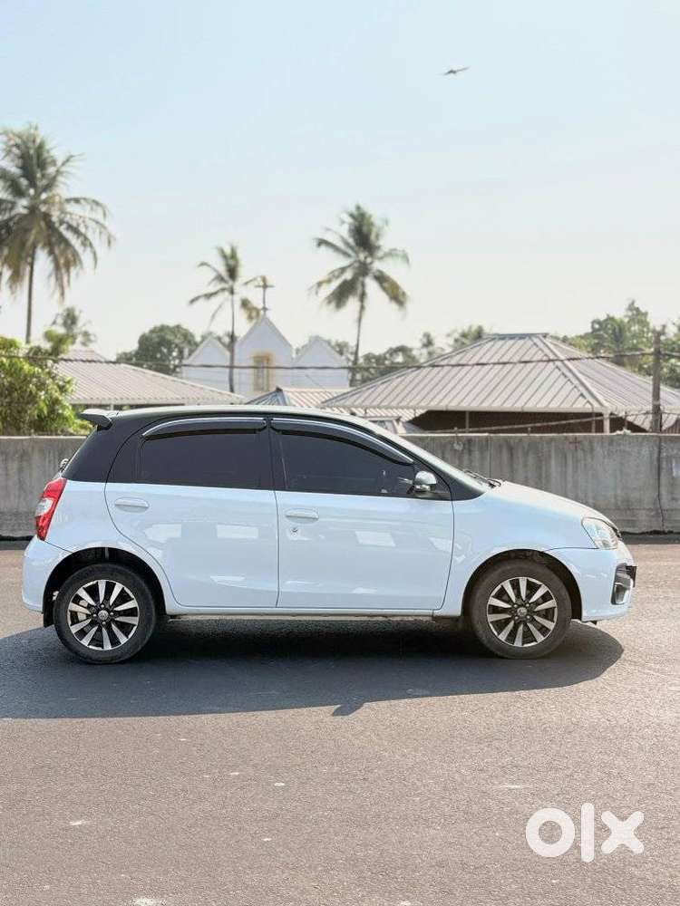 Toyota Etios Liva 1.4 Vxd Dual Tone, 2019, Diesel