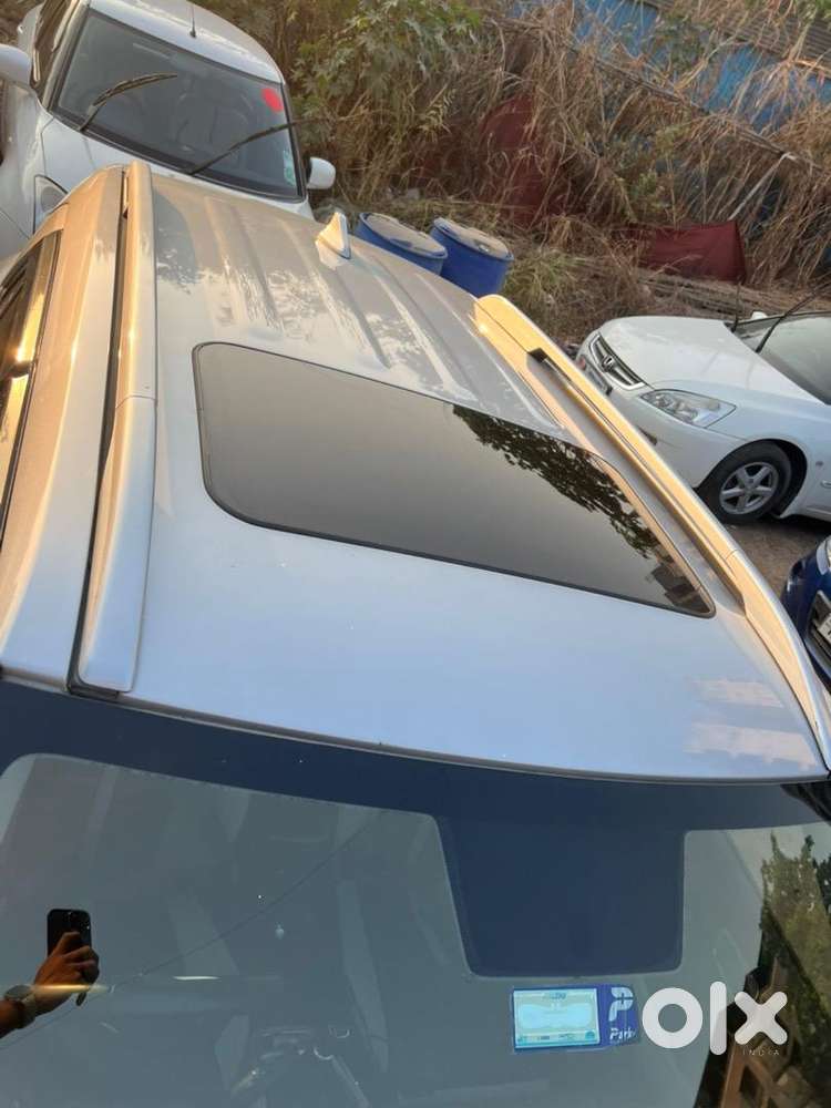 Hyundai Venue 2023 Petrol Well Maintained