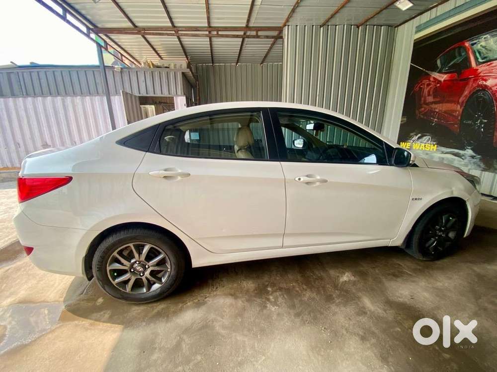 Hyundai Fluidic Verna Diesel 76000 Km Driven