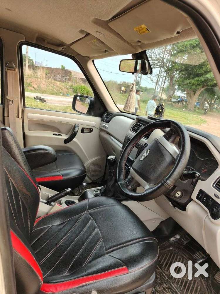 Mahindra Scorpio Intelli Hybrid S10 4wd, 2017